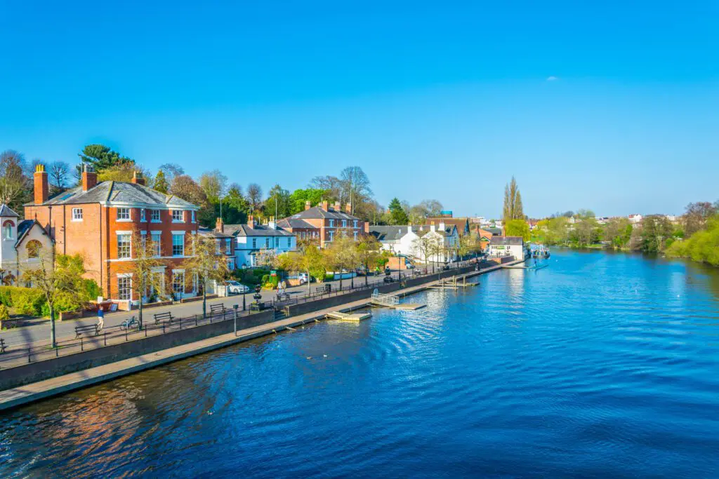 Image of a lake harbourside in Cheshire where we do Pat Testing